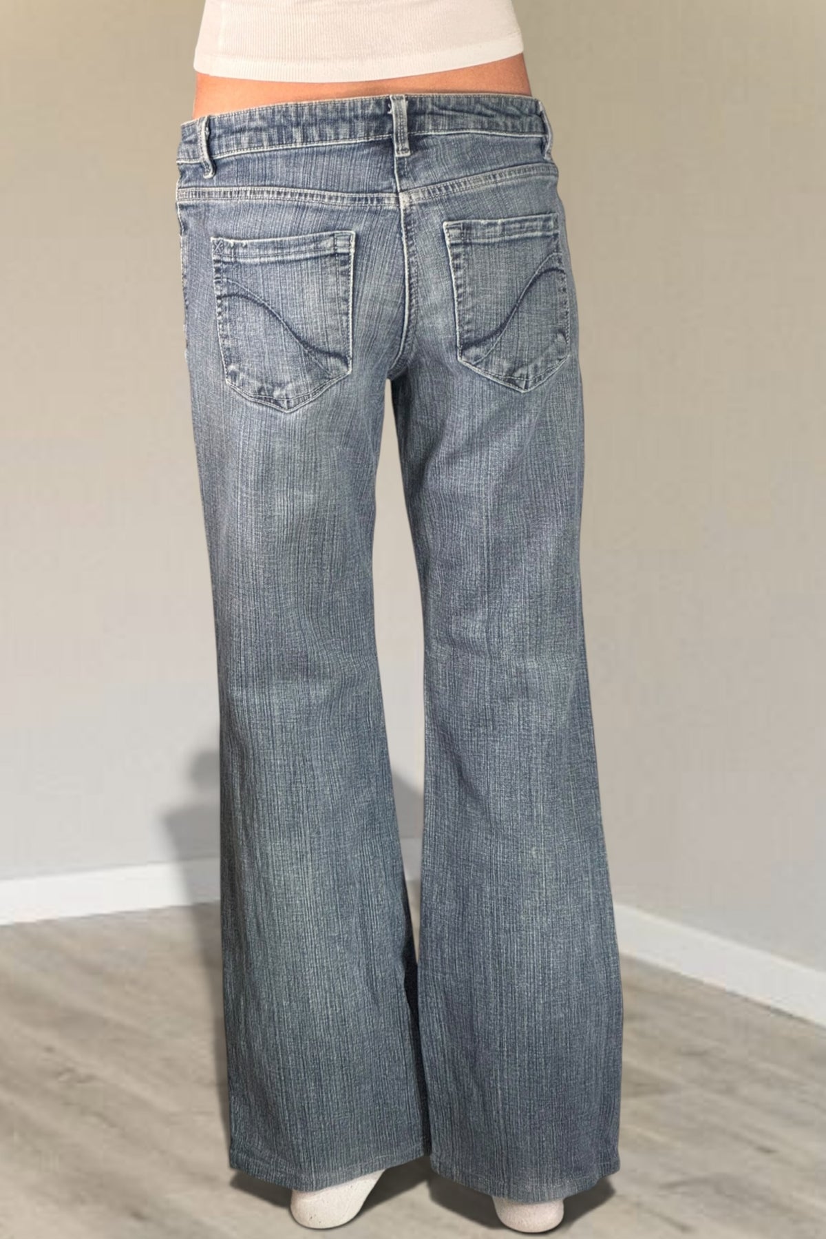 Low-rise jeans size: (copy)