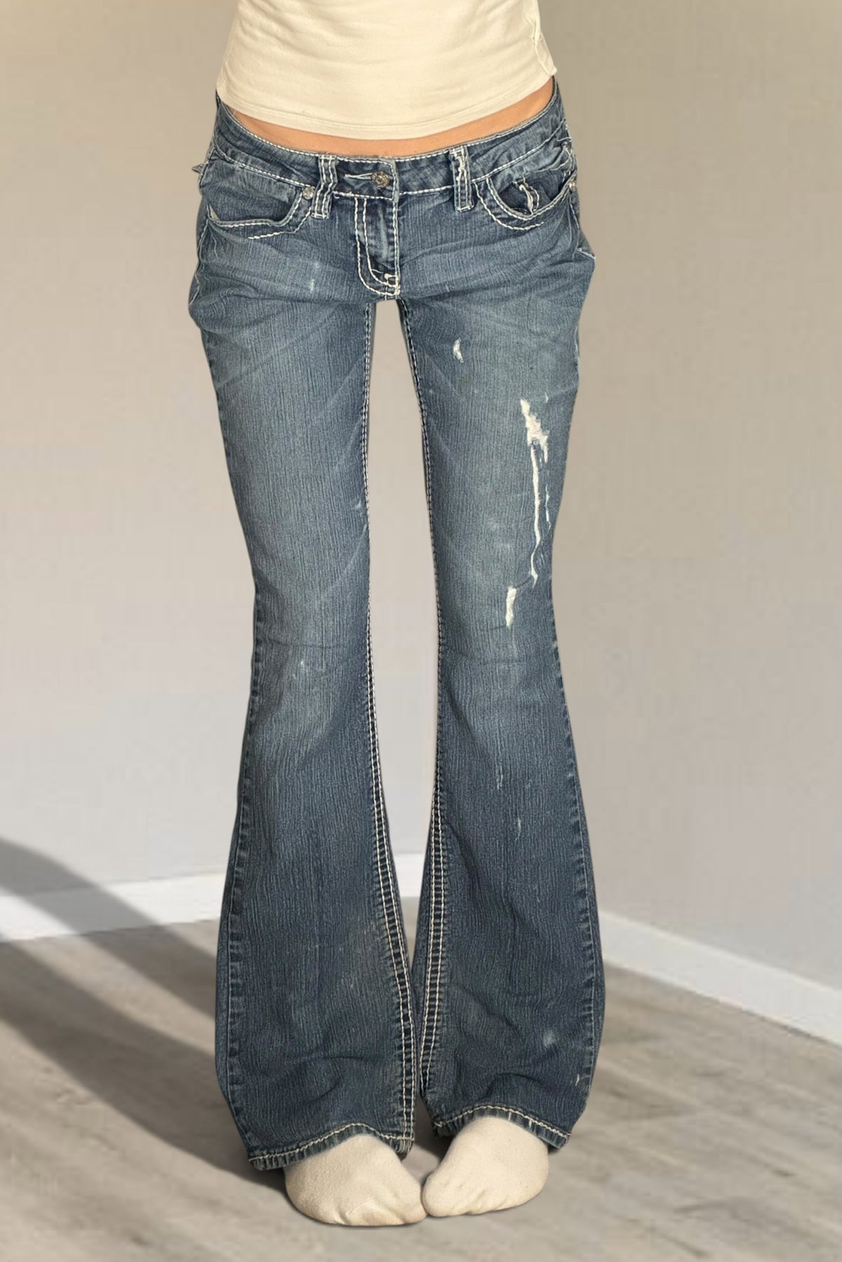 Low-rise jeans size: S