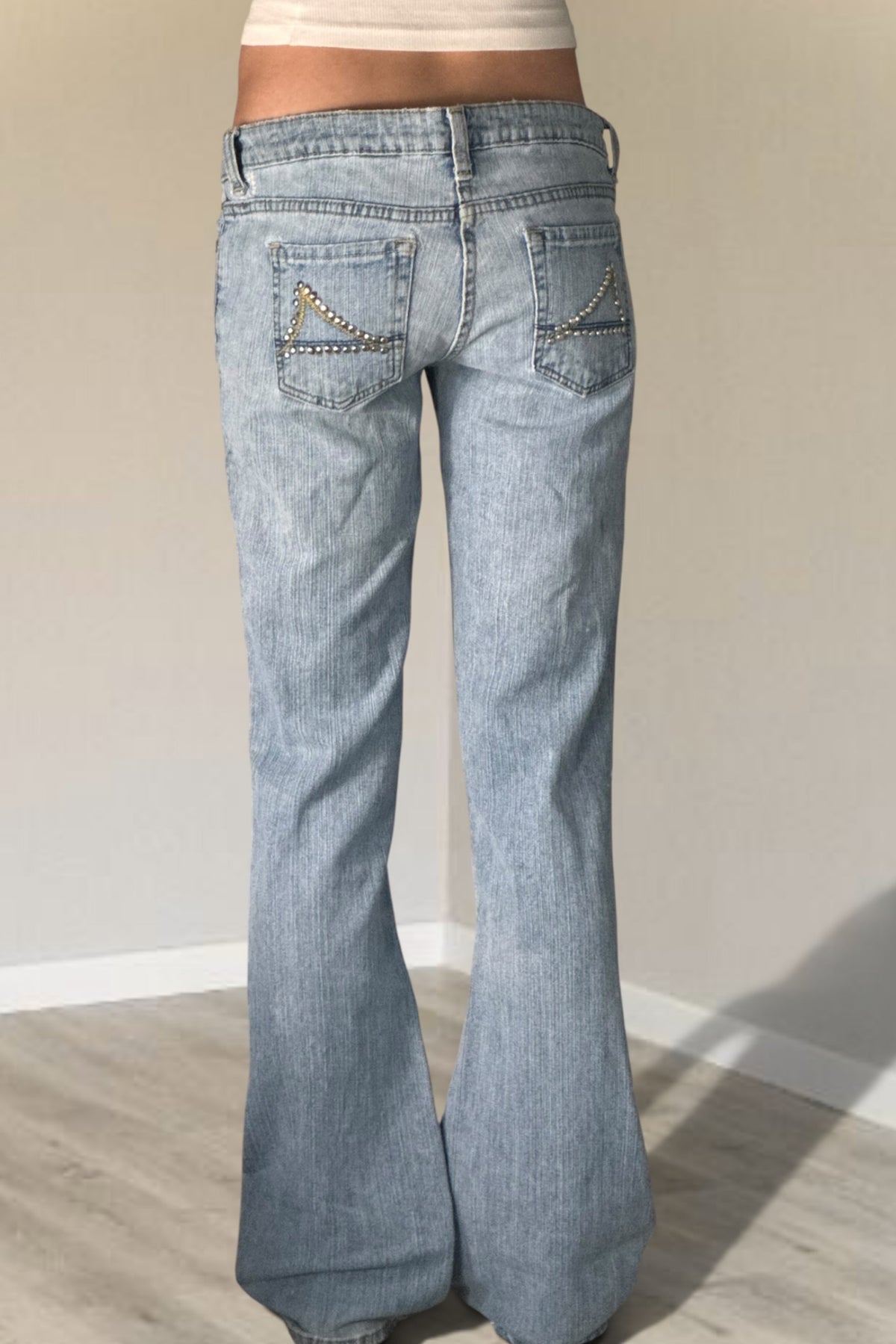 Low-rise jeans size: S/M
