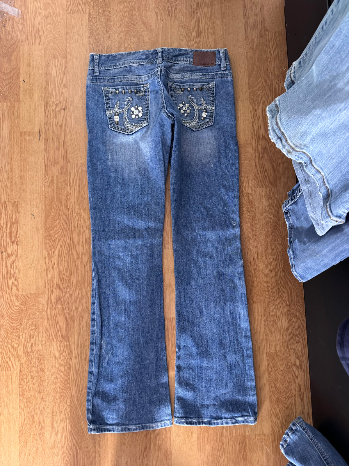Low-rise jeans size: S