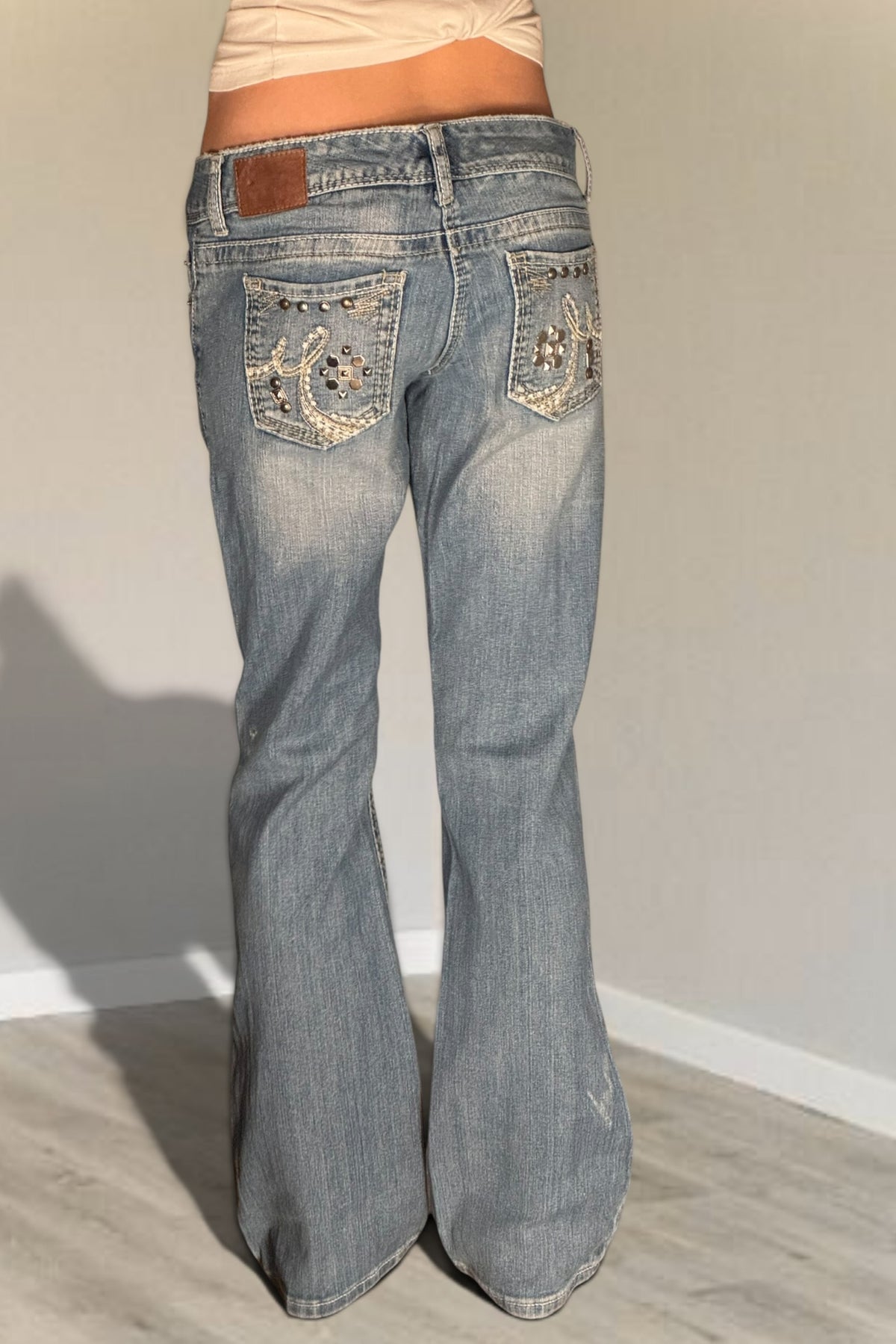 Low-rise jeans size: S