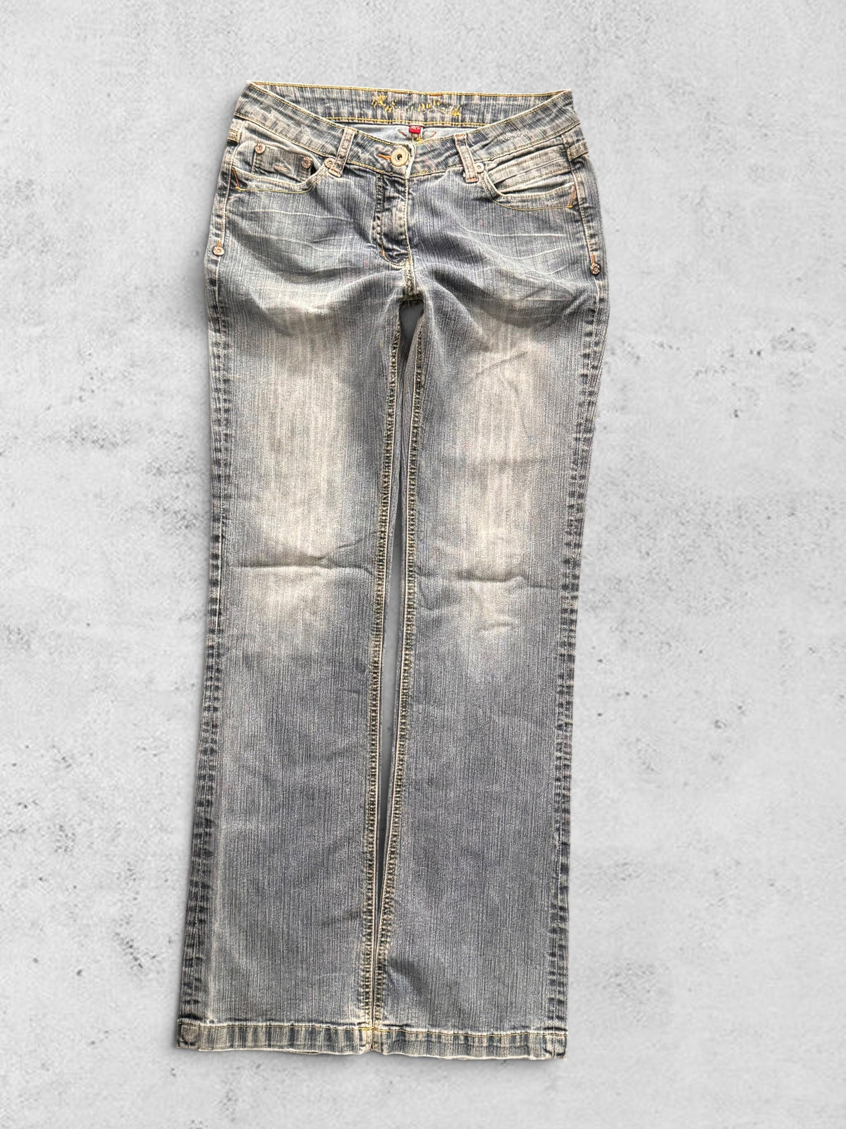 Utsvängda jeans stl: XS