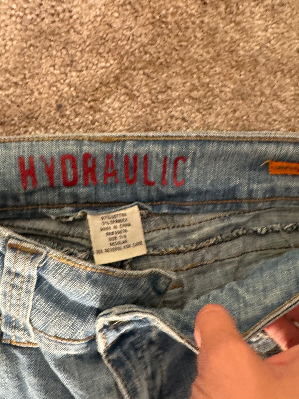 Low-rise jeans size: XS