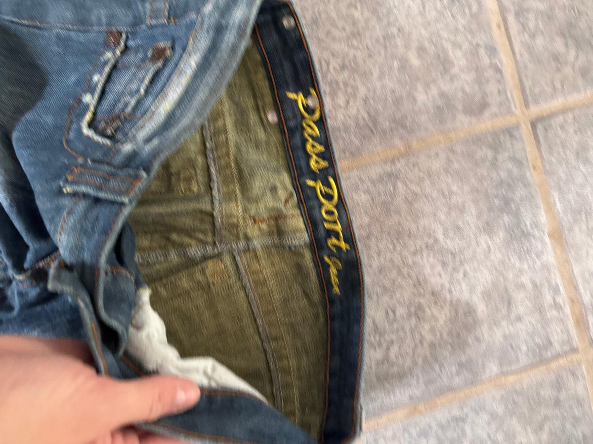 Low-rise jeans size: XS