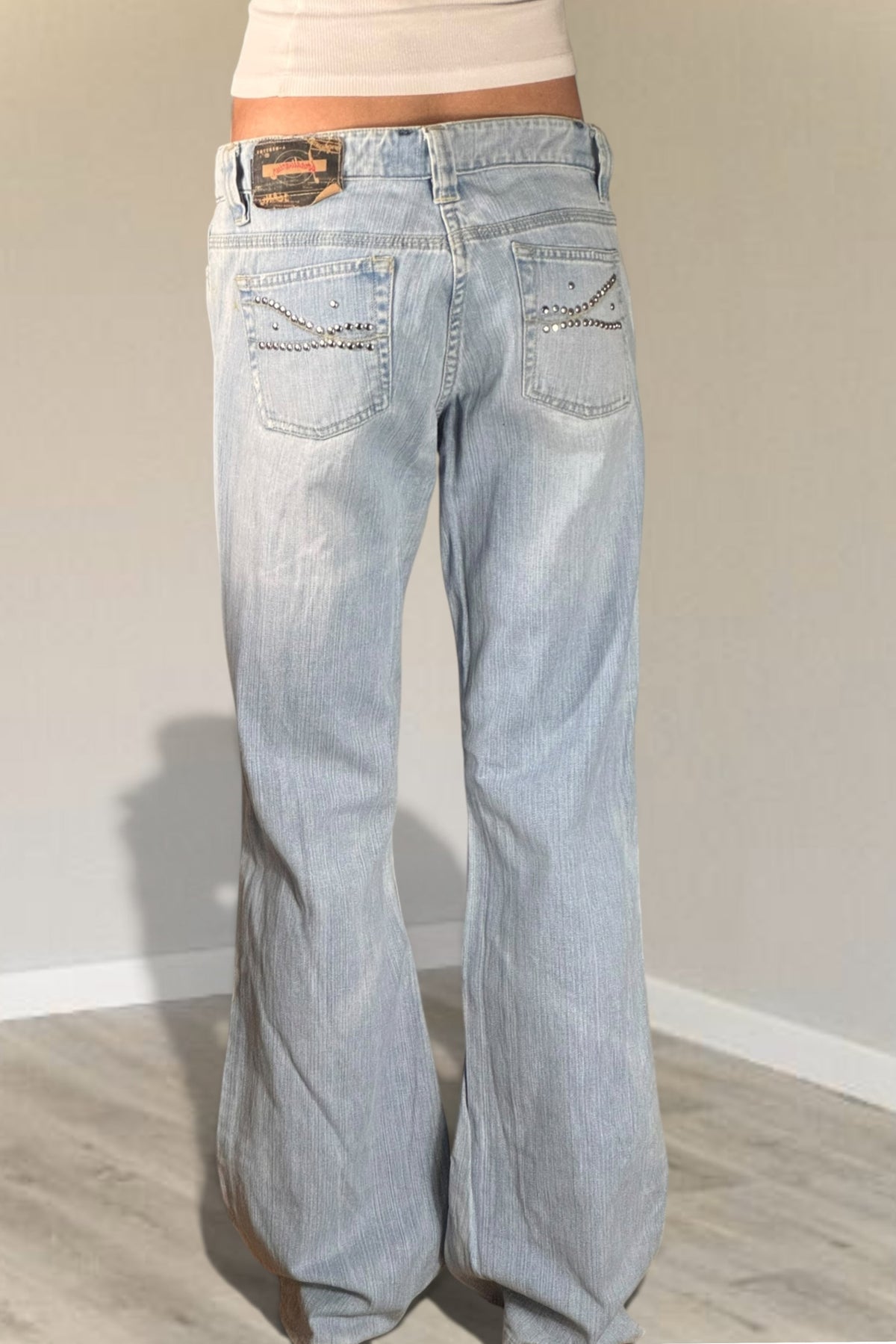 Low-waist jeans size: S