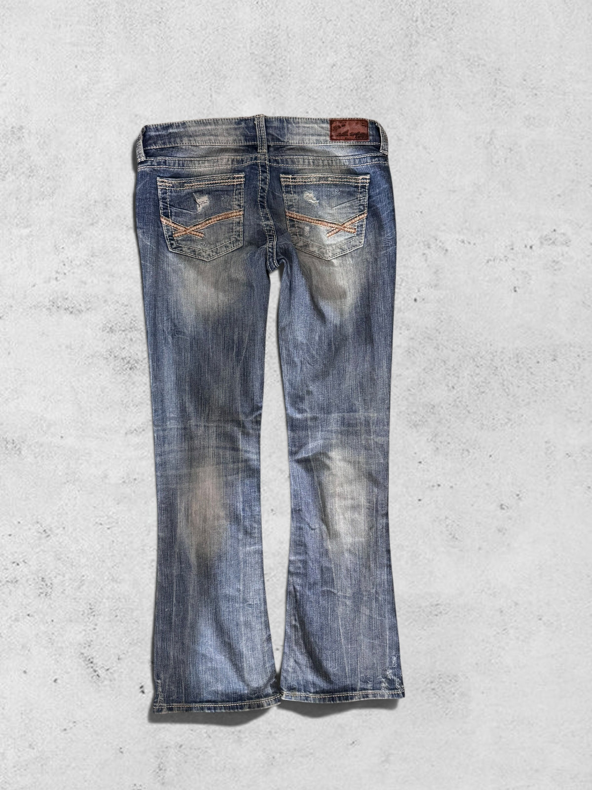 Low-rise jeans size M