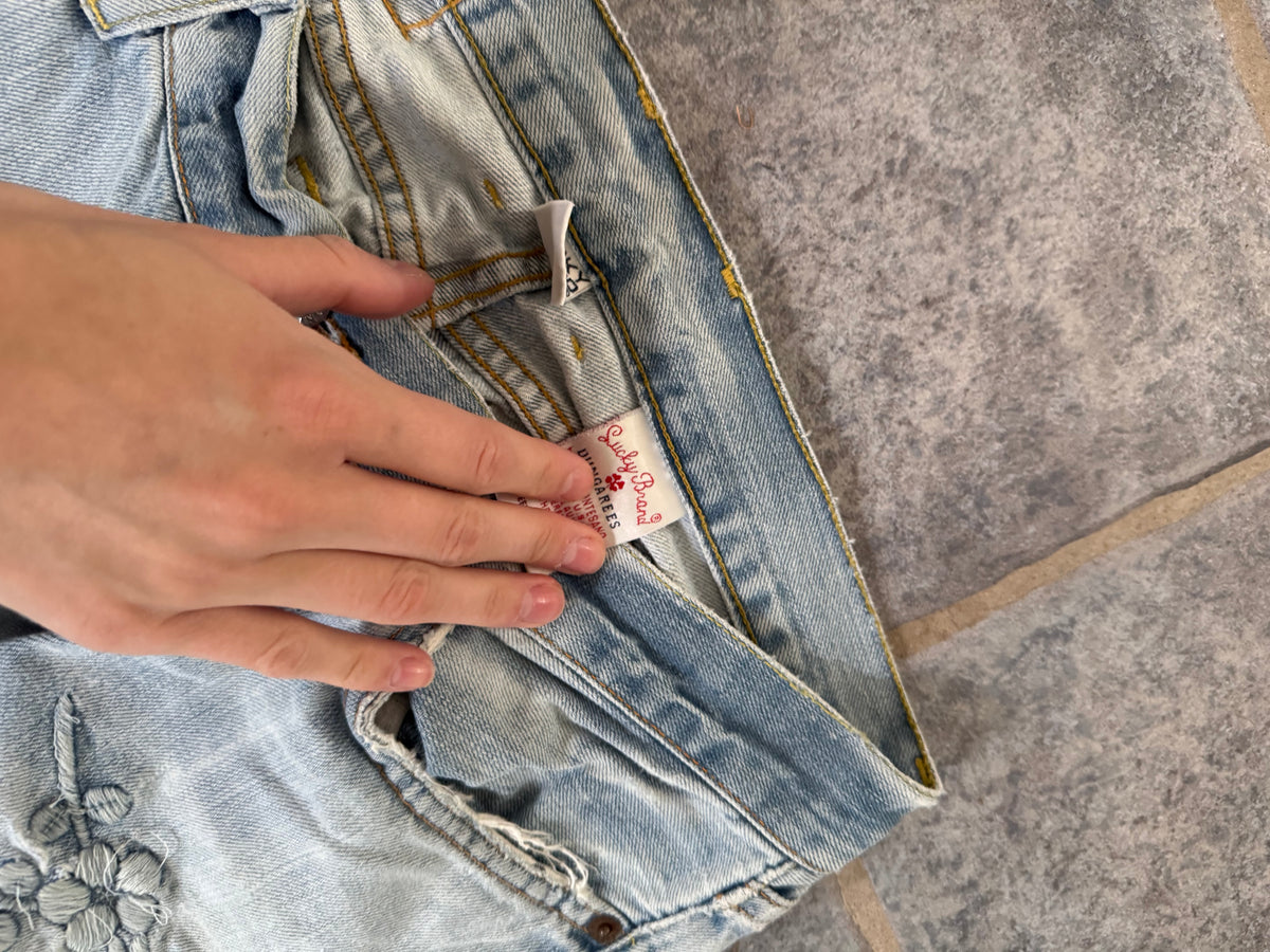 Low-rise jeans size: M