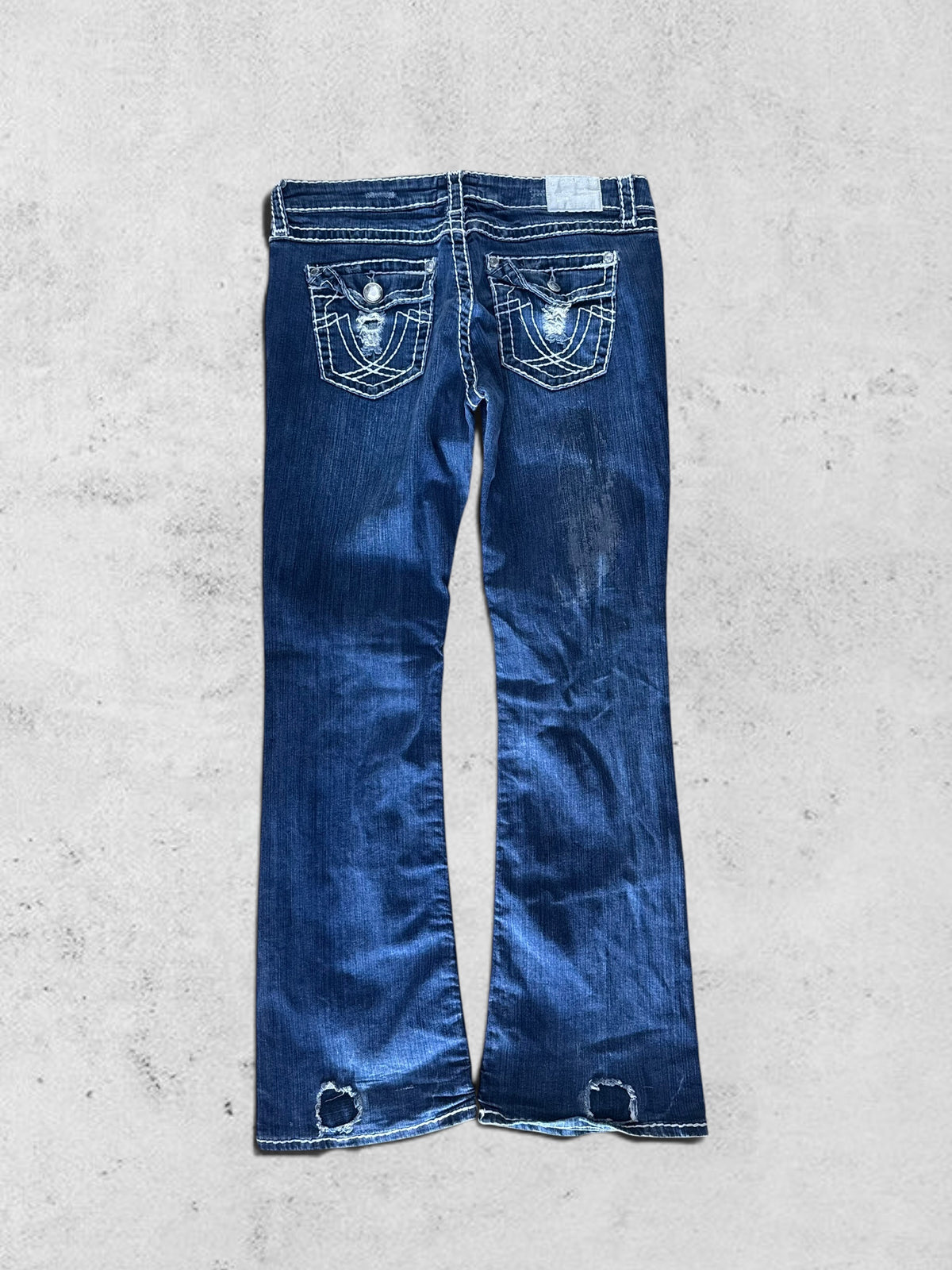 Low-rise jeans size: L