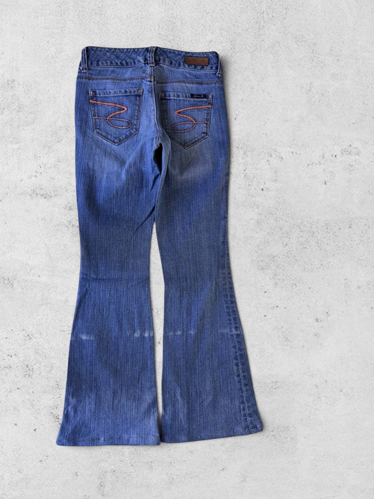 Bundle 19 pairs of jeans size: various